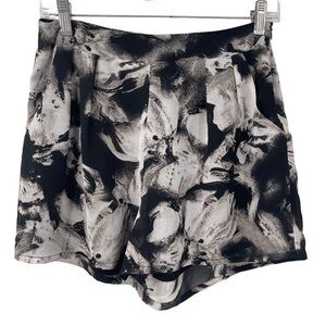 NWT ANGL Black White Dress Shorts Medium